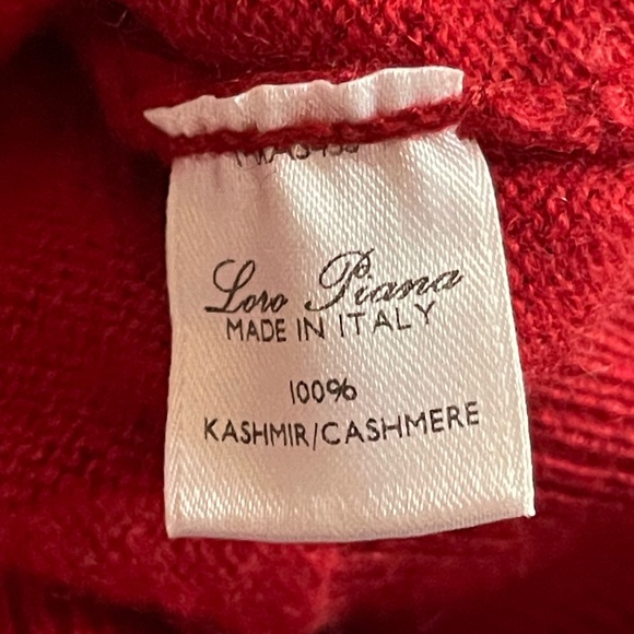 Loro Piana Classic V Neck Cashmere Sweater - Crimson - Picture 3 of 6